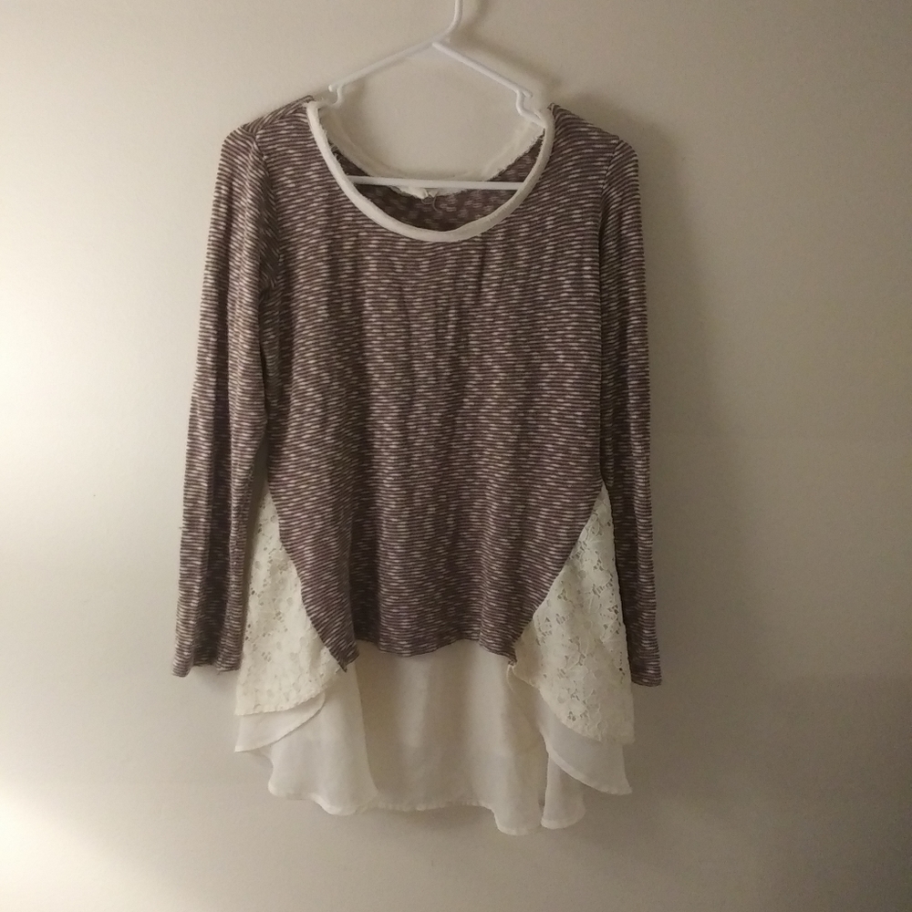Clu + Willoughby Long Sleeve Top